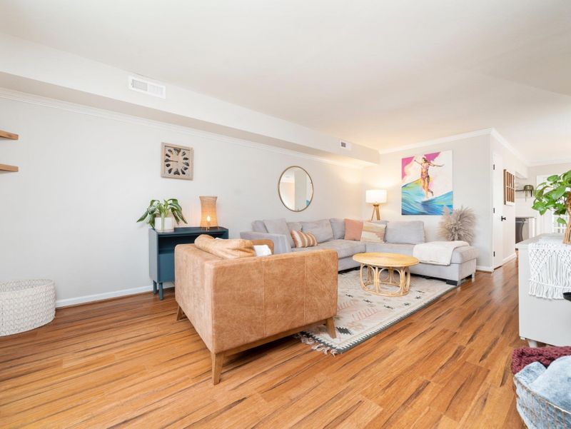 3809 Browning Pl, Raleigh, NC 27609