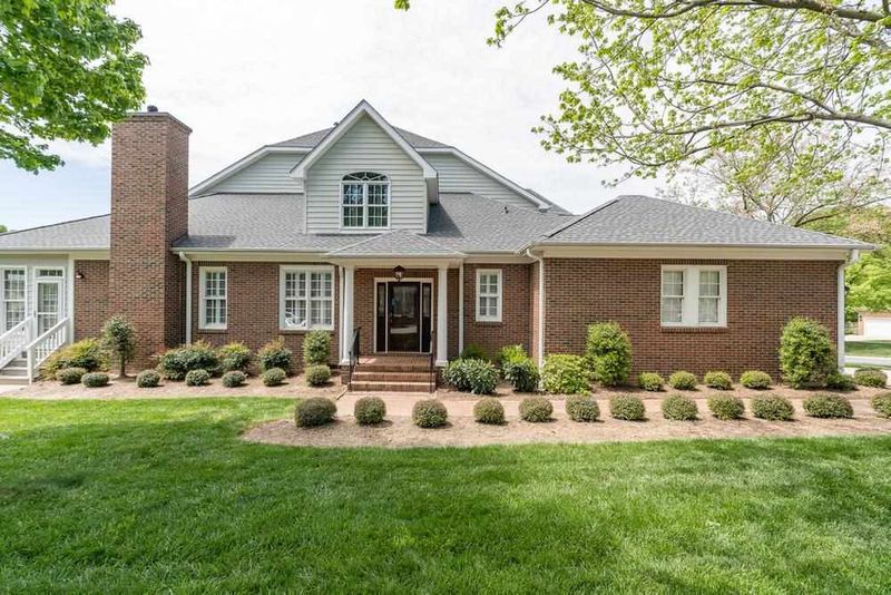3809 Burwell Rollins Cir, Raleigh, NC 27612