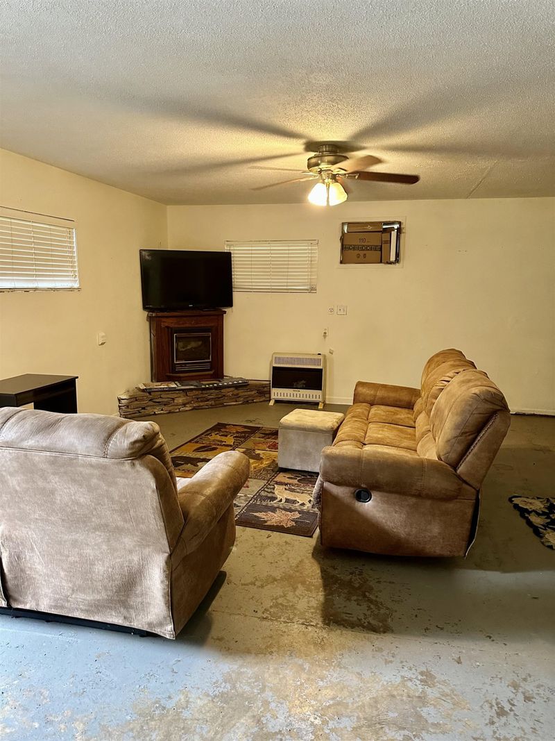 3809 Hamlin Rd, Durham, NC 27704