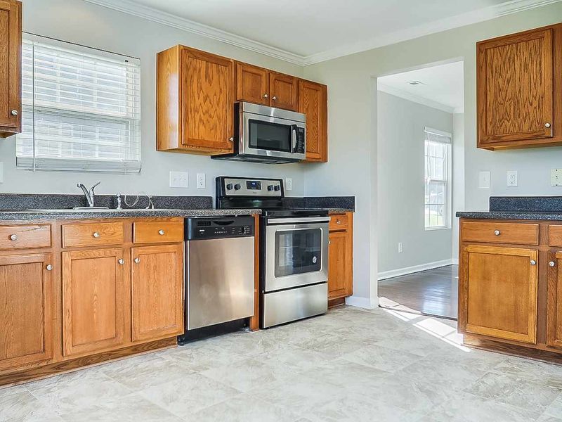 3809 Potecasi Dr, Raleigh, NC 27610