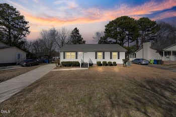 3809 Summer Pl, Raleigh, NC 27604