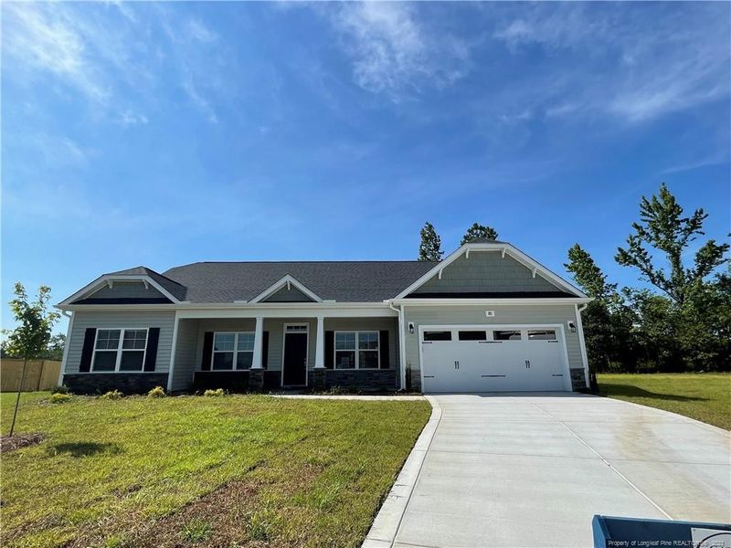 381 Croft Dr, Fayetteville, NC 28312