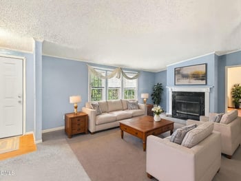 381 Dewar St, Fuquay Varina, NC 27526