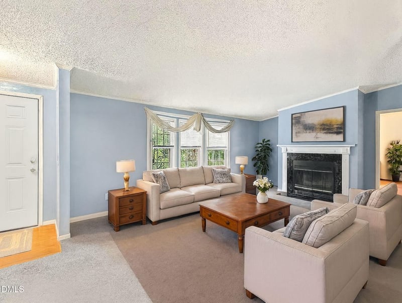 381 Dewar St, Fuquay Varina, NC 27526