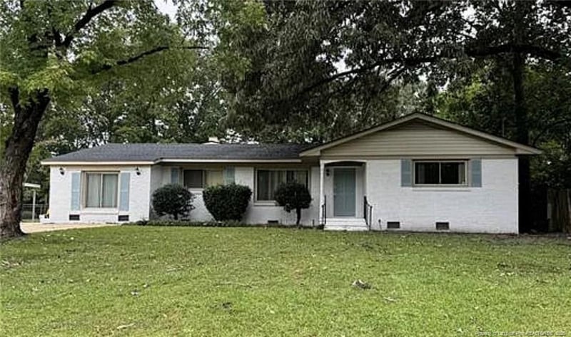 381 Summer Hill Rd, Fayetteville, NC 28303