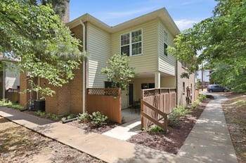 381 Summerwalk Cir, Chapel Hill, NC 27517