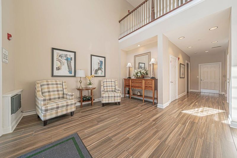 3810 Lunceston Way #102, Raleigh, NC 27613