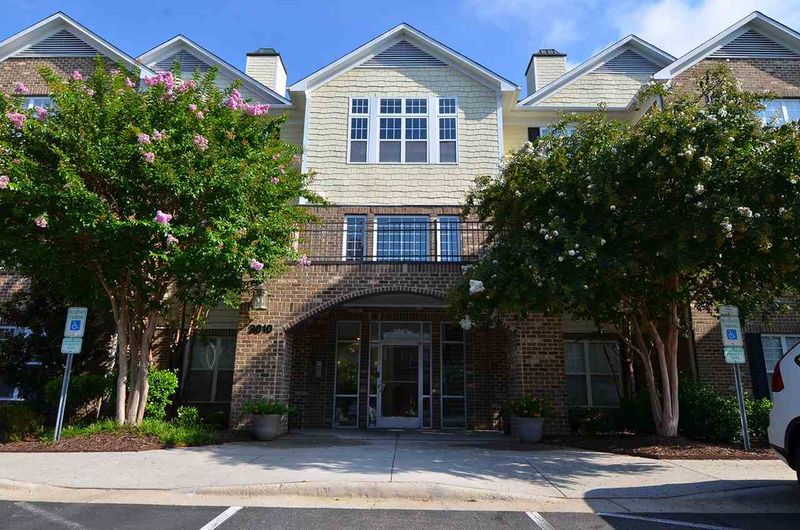 3810 Lunceston Way #103, Raleigh, NC 27613