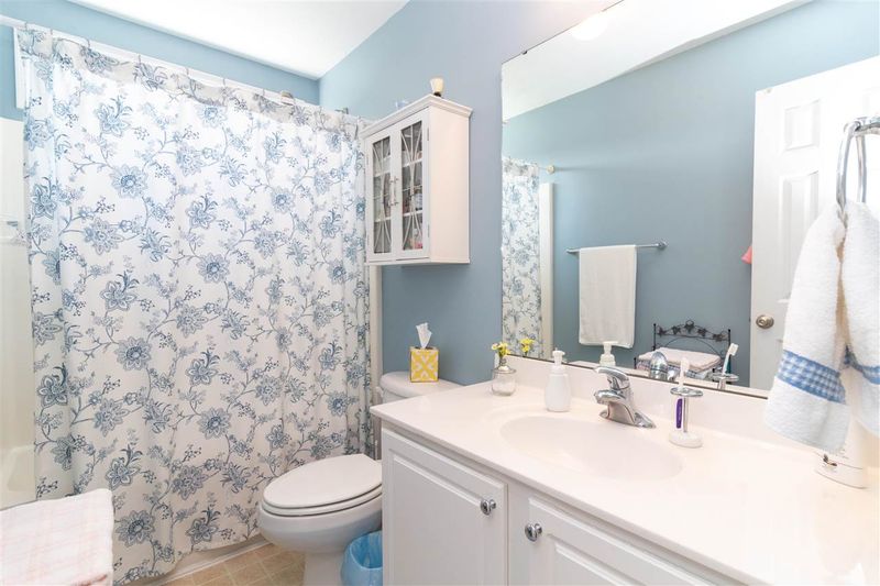 3810 Ridgewood Dr, Franklinton, NC 27525