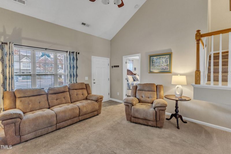 3811 Bison Hill Ln, Raleigh, NC 27604