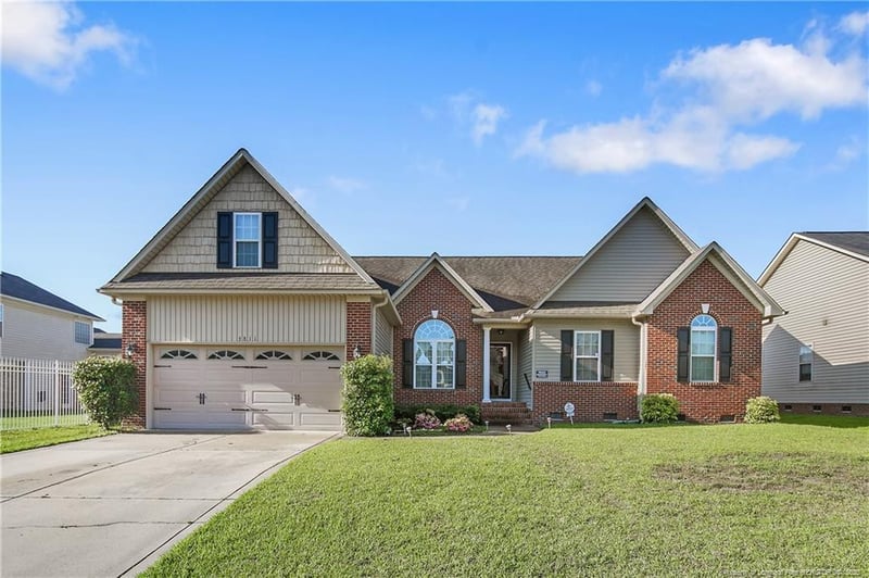 3811 Briargate Ln, Fayetteville, NC 28314