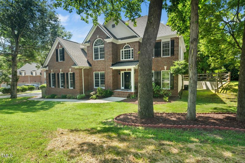 3811 Cottonwood Dr, Durham, NC 27705