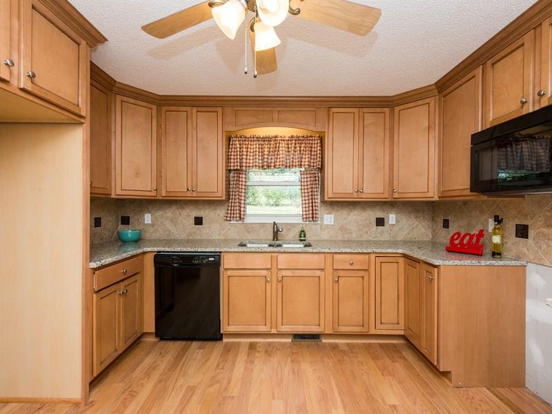 3811 Donna Rd, Raleigh, NC 27604
