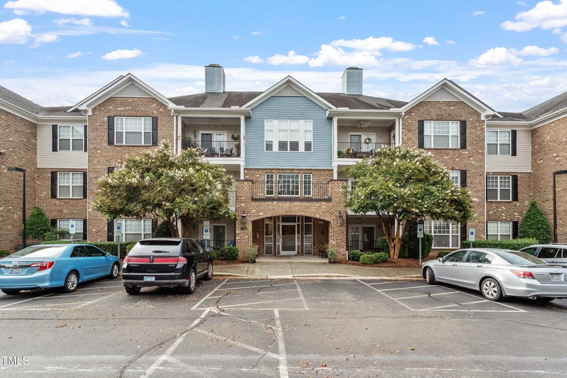3811 Lunceston Way #208, Raleigh, NC 27613