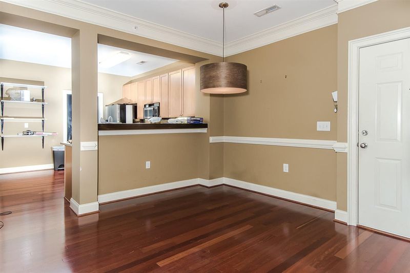 3811 Lunceston Way #301, Raleigh, NC 27613