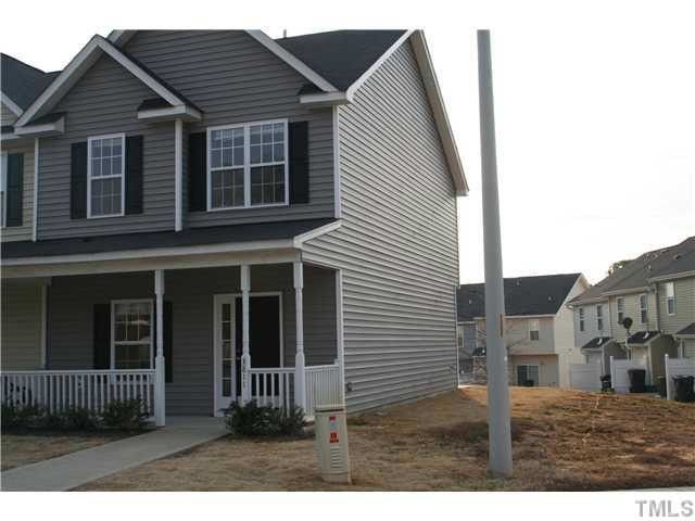 3811 Volkswalk Pl, Raleigh, NC 27610