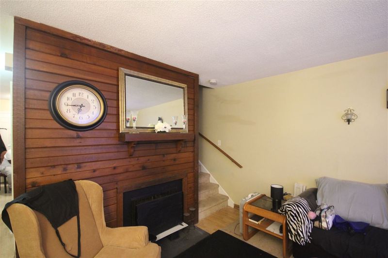3812 Burt Dr, Raleigh, NC 27606