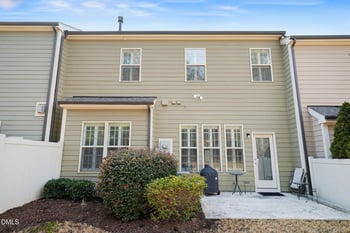 3812 Essex Garden Ln, Raleigh, NC 27612