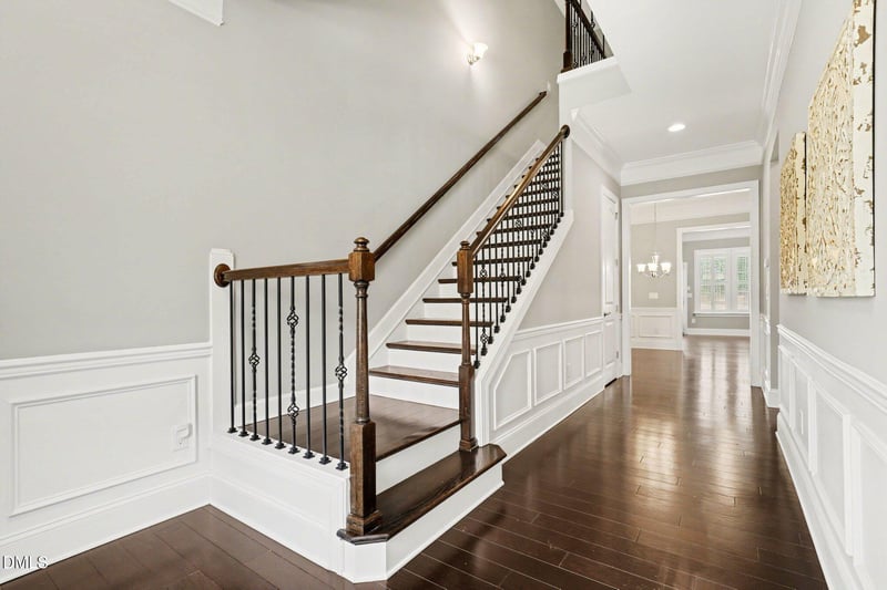 3812 Essex Garden Ln, Raleigh, NC 27612