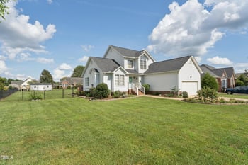 3812 Longmeadow Dr, Mebane, NC 27302