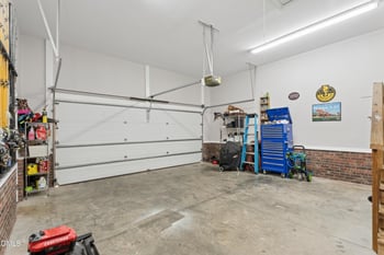 3812 Longmeadow Dr, Mebane, NC 27302