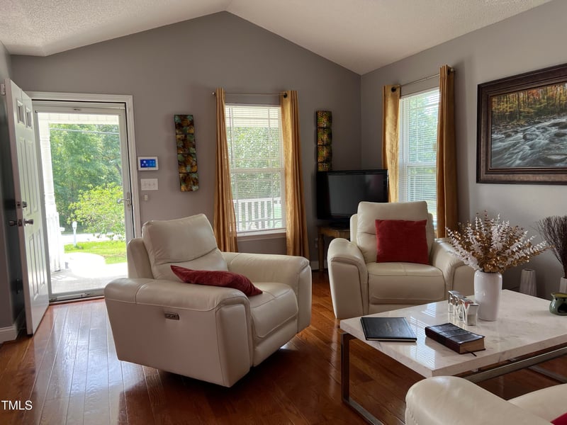 3813 Freeman Rd, Durham, NC 27703