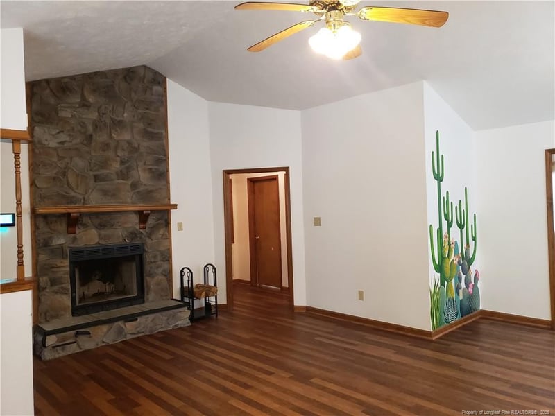 3813 Harden Rd, Fayetteville, NC 28348