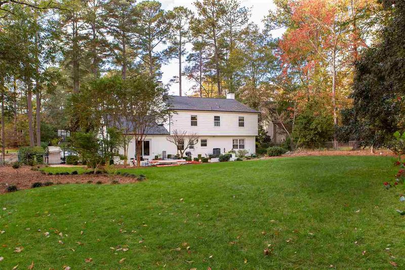 3813 Nottaway Rd, Durham, NC 27707
