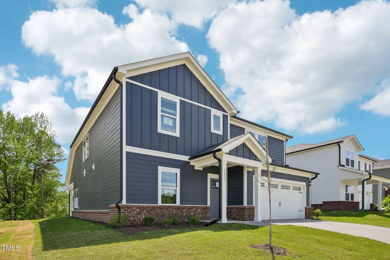 3813 Rosebush Dr, Zebulon, NC 27597