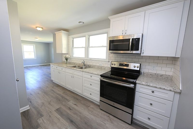 3814 Hamlin Rd, Durham, NC 27704