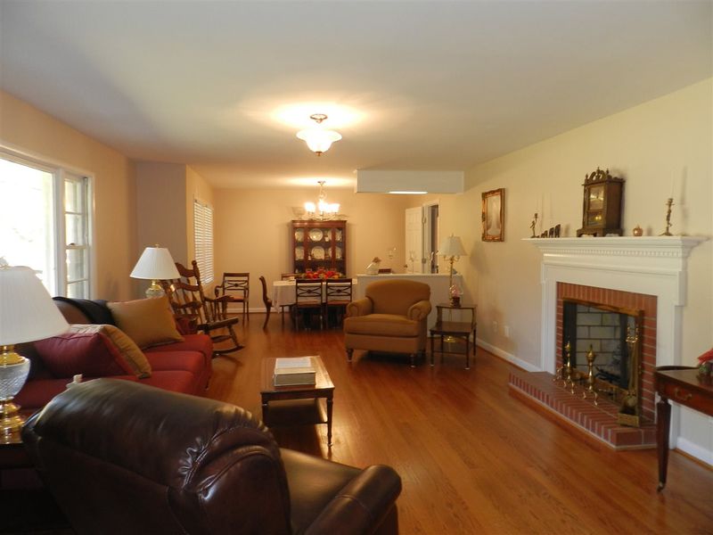 3814 Sue Ln, Raleigh, NC 27604