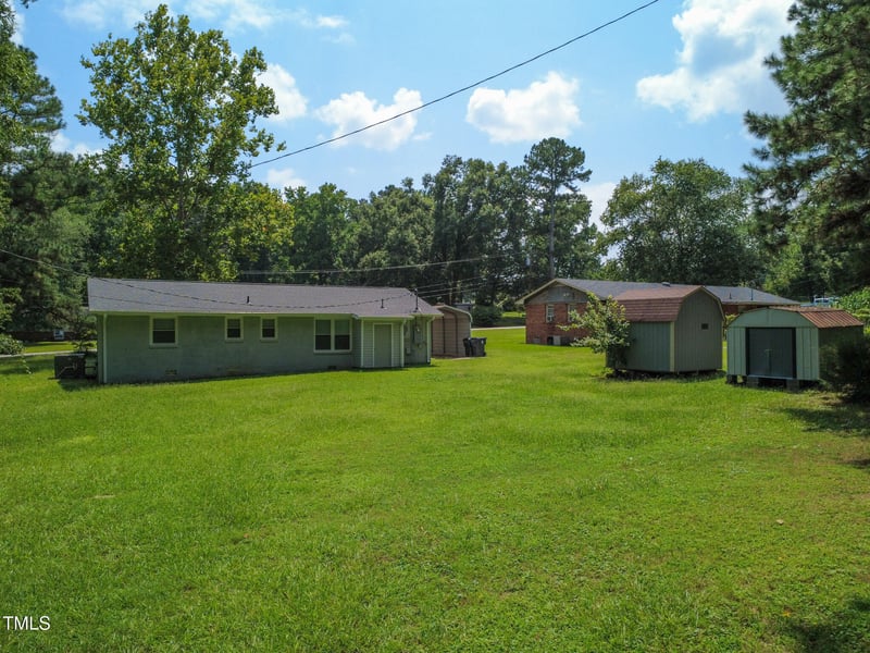 3815 Weyburn Rd, Durham, NC 27704