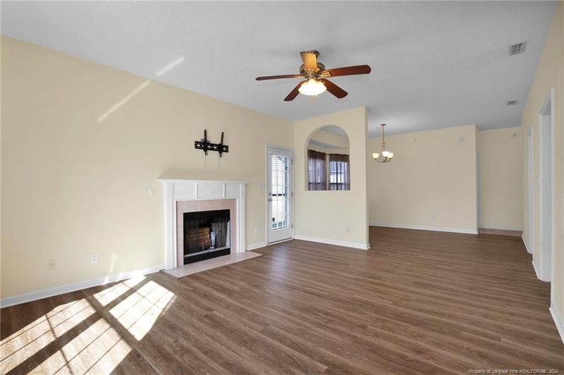 3816 Goforth Dr, Hope Mills, NC 28348