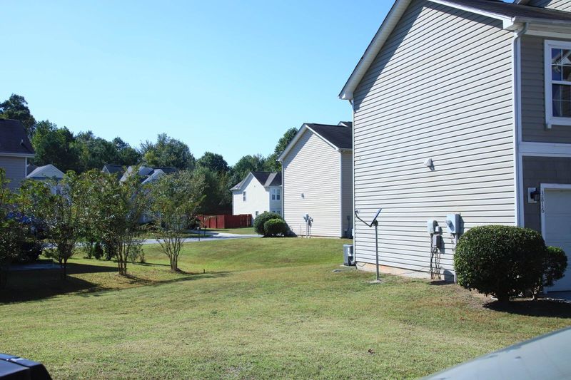 3816 Tryon Ridge Dr, Raleigh, NC 27610