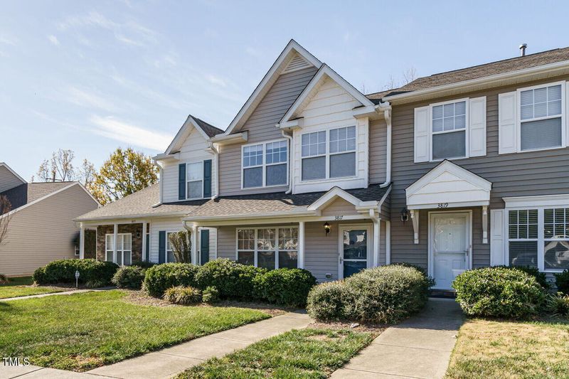 3817 Bison Hill Ln, Raleigh, NC 27604