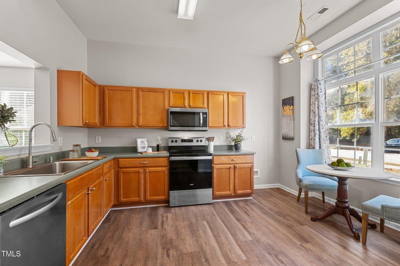 3817 Tyler Bluff Ln, Raleigh, NC 27616