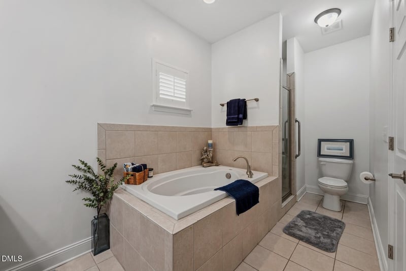 3818 Heritage Spring Cir, Wake Forest, NC 27587