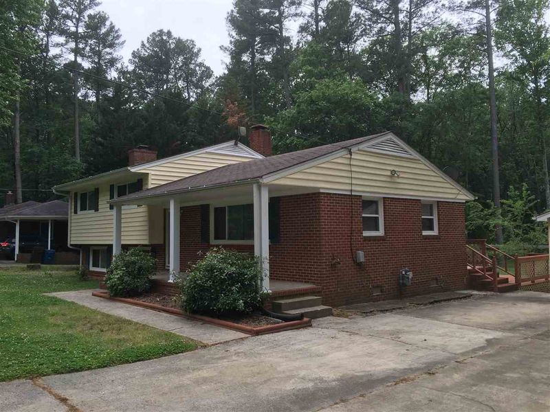 3818 Hillgrand Dr, Durham, NC 27703
