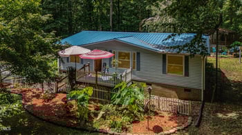 3818 Spring Garden Ct, Mebane, NC 27302