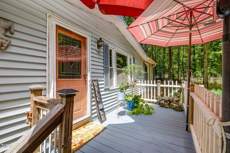 3818 Spring Garden Ct, Mebane, NC 27302