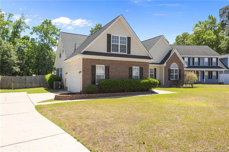3819 Little John Ct, Fayetteville, NC 28306