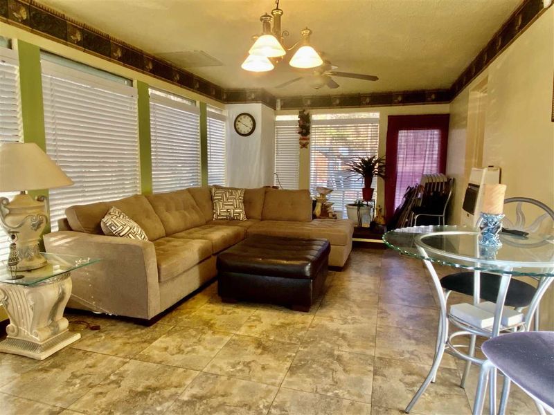 3819 Weyburn Rd, Durham, NC 27704