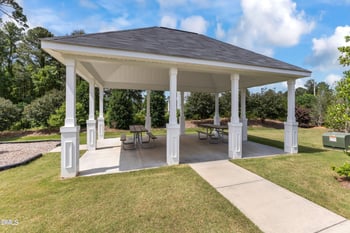 382 Black Oak Ct, Clayton, NC 27520