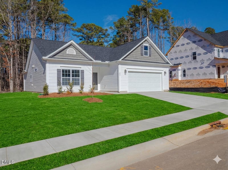 382 Black Oak Ct, Clayton, NC 27520