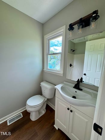 382 Circle Dr, Angier, NC 27501