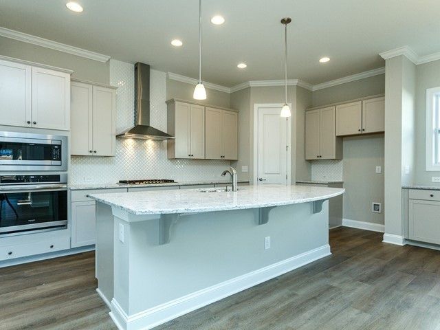 382 Middleton Pl, Chapel Hill, NC 27516