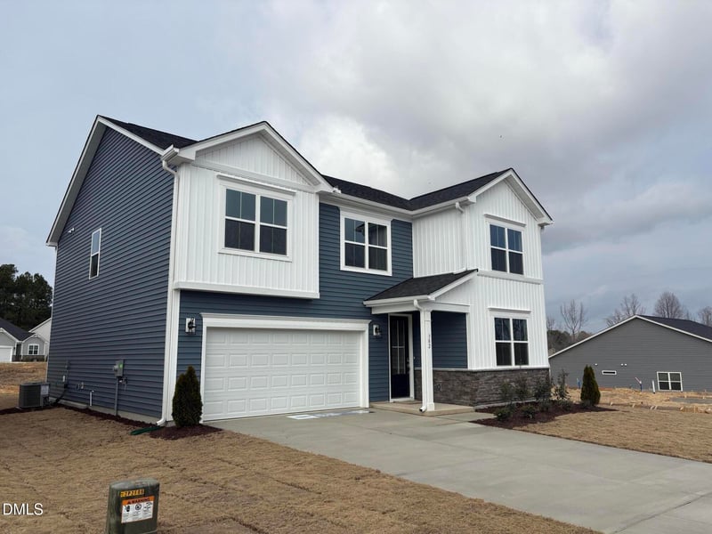 382 Providence Creek Dr, Fuquay Varina, NC 27526