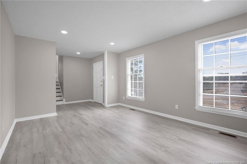 382 Saddle Ridge Rd, Fayetteville, NC 28311