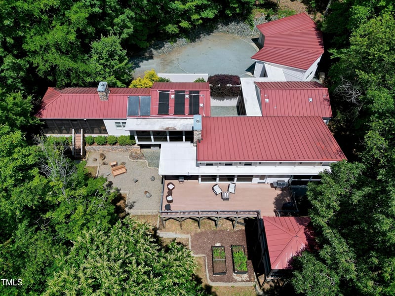 382 Valley Ln, Pittsboro, NC 27312