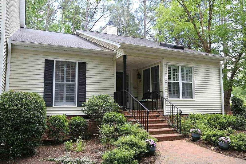382 W Wintercrest W, Pittsboro, NC 27312